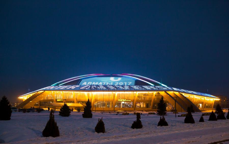 Крытый бассейн